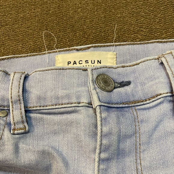 Pacing The Shortie Size 27 Jean Cuffed Denim Shorts (BB) - Picture 3 of 6